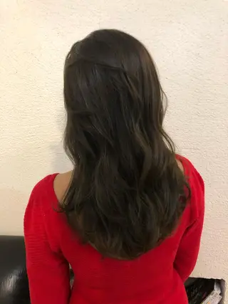 カラー 梅田 NU茶屋町gotoday所属・kana .オリーブ /ナチュラルヘアのヘアスタイル