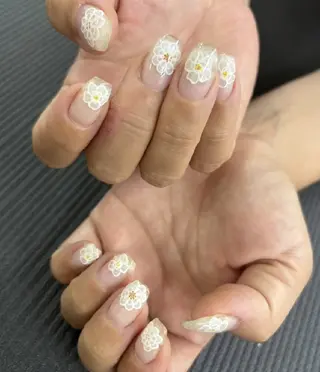 ネイル 三谷 さやかのネイルデザイン