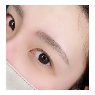 アイブロウ Be me♥ 亀貝景子のマツエク・マツパデザイン