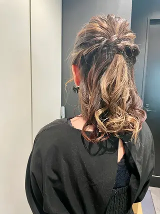 ミディアム ヘアアレンジ ダブルカラー🦖 /髪質改善⚡️しおりのヘアスタイル