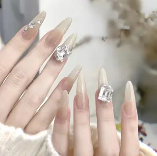 ネイル AB マツエクネイルサロンのネイルデザイン