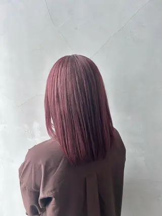 セミロング mao"お洒落ヘア" 大人可愛いピンクヘアのヘアスタイル