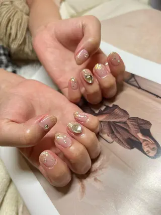 ネイル ちゅるんネイル🪄 耳ツボジュエリー🔗のネイルデザイン