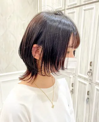 ショート 大阪ウルフカット 🐺デザインカラーのヘアスタイル
