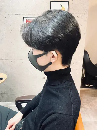 ショート ハイトーン✨ブリーチ ✨高田めぐみのヘアスタイル