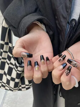 ネイル kana/モード ・グランジ໒꒱のネイルデザイン