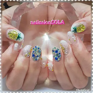 ネイル 田代 夏子のネイルデザイン