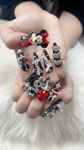 ネイル 菲菲ネイルサロン所属・FF フィフィネイルサロンのネイルデザイン