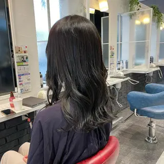 ミディアム カラー TELAHAIR 副代表 菊池謙のヘアスタイル