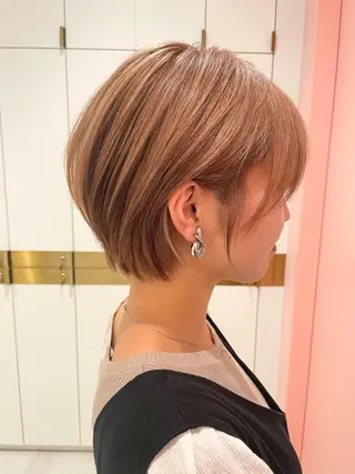 カラー くびれショート/パー マ/🐬永井瑠栞🐬のヘアスタイル