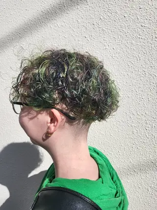 ショート カラー 社内カット講師・店長 菅原賢一のヘアスタイル