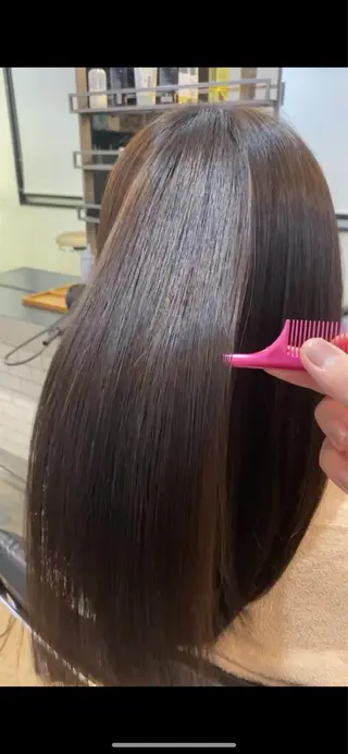 ロング 切りっぱなしボブ/ デザインカラー店長のヘアスタイル