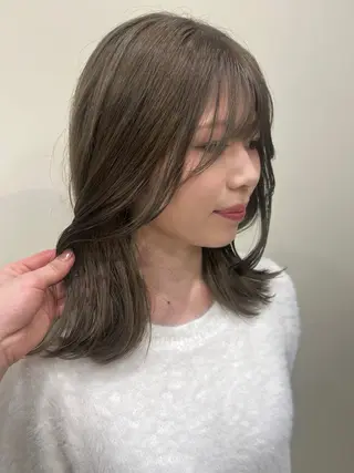 ミディアム カラー tomu/天神大名/ 透明感カラー🐧のヘアスタイル