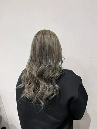 ロング 北島 遥香🫧インナ ー /ベージュカラーのヘアスタイル