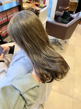 セミロング カラー カットが上手い 💇‍♂🌸サク🌸のヘアスタイル