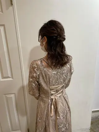 ミディアム カラー ヘアアレンジ MIOベージュカラー 柔らかいカラーのヘアスタイル