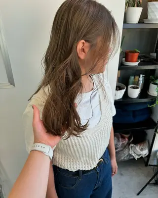 ロング カラー 鈴木 美紅のヘアスタイル