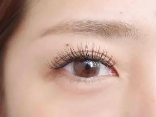 マツエク・マツパ francesca eyelash所属・中島 顕子のマツエク・マツパデザイン