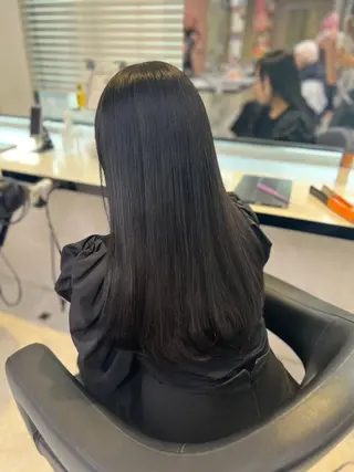 カラー 艶髪/韓国レイヤー 🤍Houtoのヘアスタイル