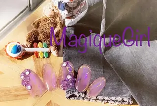 ネイル Magique Girlのネイルデザイン