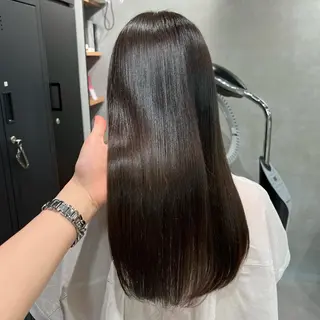 セミロング カラー パーマ 🫧オリーブ/赤み消 し/暗髪🫧野本麗奈のヘアスタイル