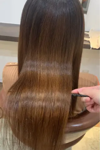 ロング ケアリスト 秋元のヘアスタイル