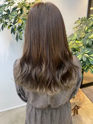 ロング カラー 🌼ハイライト透明感 🌼maiのヘアスタイル