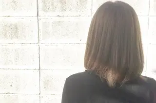 ミディアム カラー ALLY/ あゆみのヘアスタイル