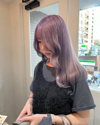 セミロング カラー ネイル GOTODAYシェアサロン梅田茶屋町店所属・𝗺𝗶𝗸𝘂♡ 似合わせ🎀のヘアスタイル