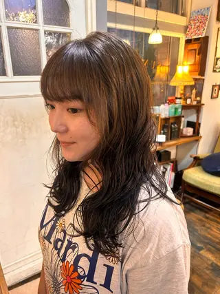 ミディアム カラー パーマ 清水千優/パーマ/透 明感カラー/メンズのヘアスタイル