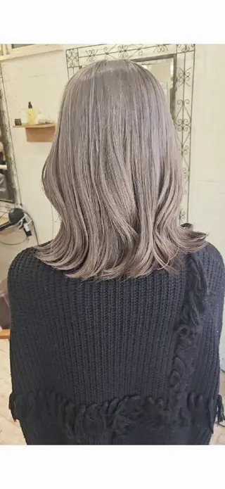 ミディアム cherie所属・大内 格のヘアスタイル
