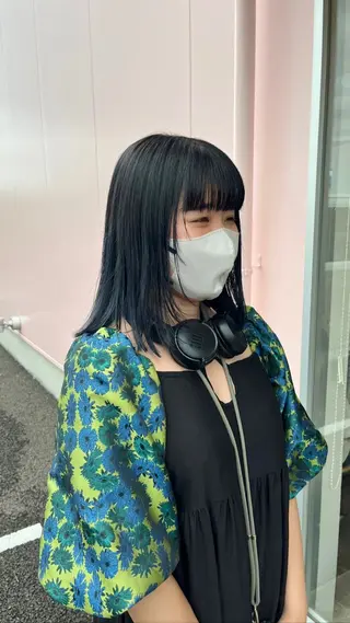 カラー 服部 沙弥佳のヘアスタイル