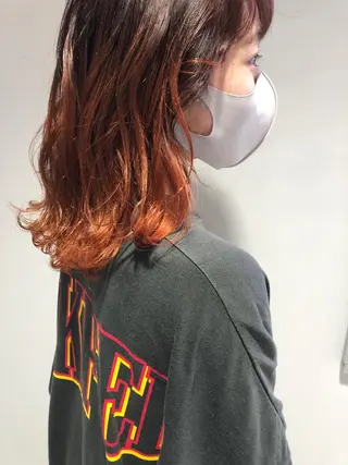 ミディアム カラー 岩田 萌那のヘアスタイル