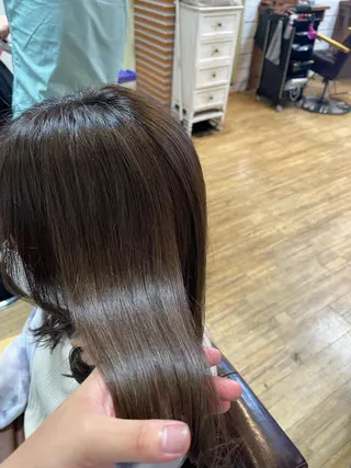 セミロング カラー 平田 たかしのヘアスタイル