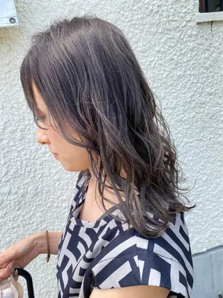 ミディアム カラー hair comfort GRNDFLEUR所属・松野 真白のヘアスタイル