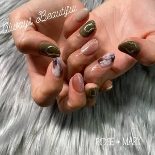 ネイル ROSE・ MARY 鈴木のネイルデザイン