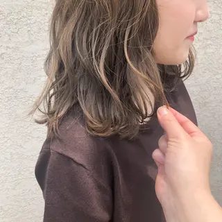 ミディアム カラー ヘアアレンジ 韓国×巻ける髪質改善 💍maki💍のヘアスタイル