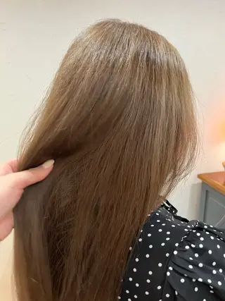 カラー TRENCH 自由が丘所属・TRENCH クドウ ミウ  暖色カラーのヘアスタイル