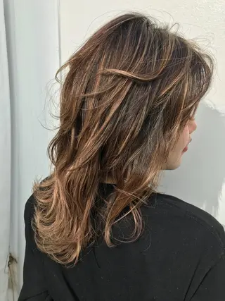 ミディアム 寺山 佳貴のヘアスタイル