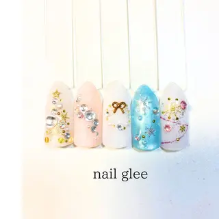 ミディアム RISA nail gleeのネイルデザイン