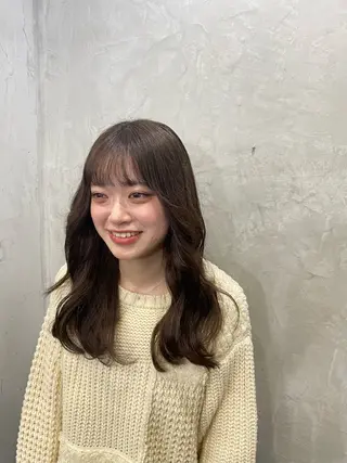 ロング カラー MaisonHALU さくらのヘアスタイル