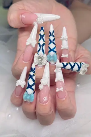 ネイル 💕チップネイル 🩷のネイルデザイン