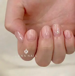 ネイル アトリエ　ミモザ所属・いまむら あかりのネイルデザイン