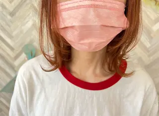 セミロング カラー 青栁 穂香のヘアスタイル