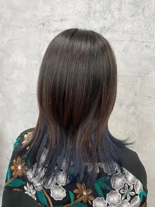 セミロング カラー ツヤ髪🌿‬髪質改善 🧸RYUGOのヘアスタイル