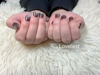 ネイル 須藤 紗彩の眉毛・アイブロウイメージ