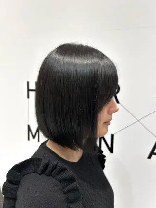 ショート カラー 近藤 ちかのヘアスタイル