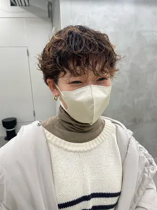 ショート カラー パーマ ヘアアレンジ メンズ ハイトーン/レイヤー 🌸さくらのヘアスタイル