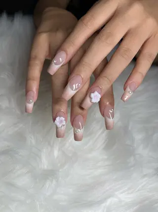 ネイル IROHA Nail 矢掛萌子のネイルデザイン