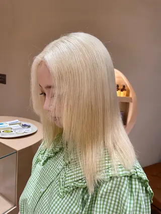 ミディアム カラー パーマ ヘアアレンジ メンズ キッズ ネイル マツエク・マツパ アイブロウ ゆうか/ カットモデル募集のヘアスタイル